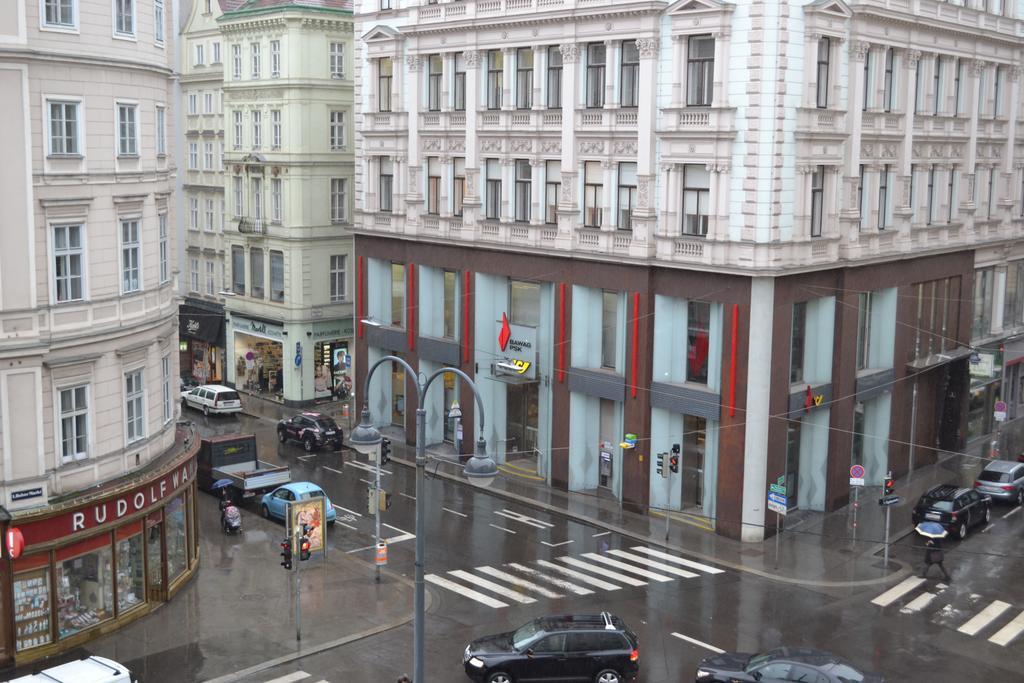 Goldfisch Apartment Hoher Markt Wien Rom bilde
